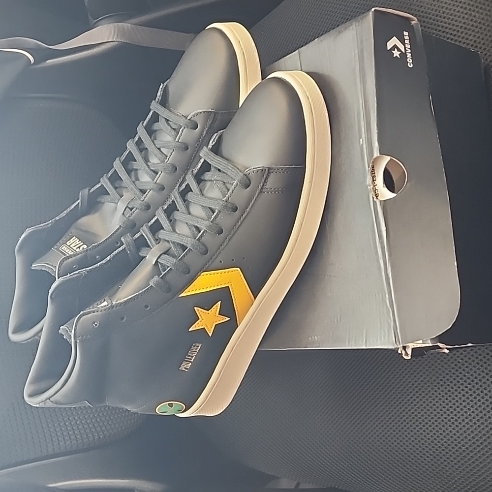 Men sneaker